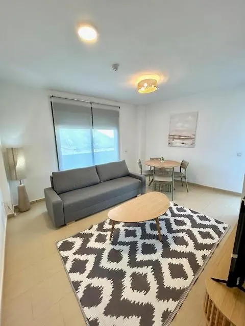 Gatu Travelin El Puerto, Apartamentos Con Parking Y Piscina El Puerto de Santa Maria Spain