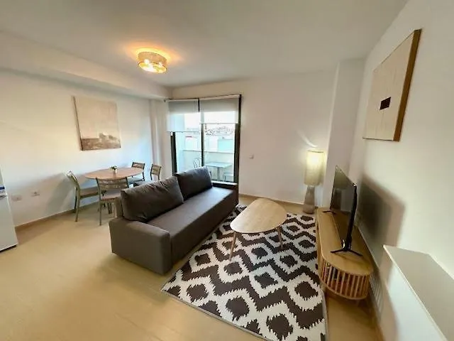 Gatu Travelin El Puerto, Apartamentos Con Parking Y Piscina El Puerto de Santa Maria Aparthotel