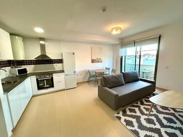 Gatu Travelin El Puerto, Apartamentos Con Parking Y Piscina El Puerto de Santa Maria Spain